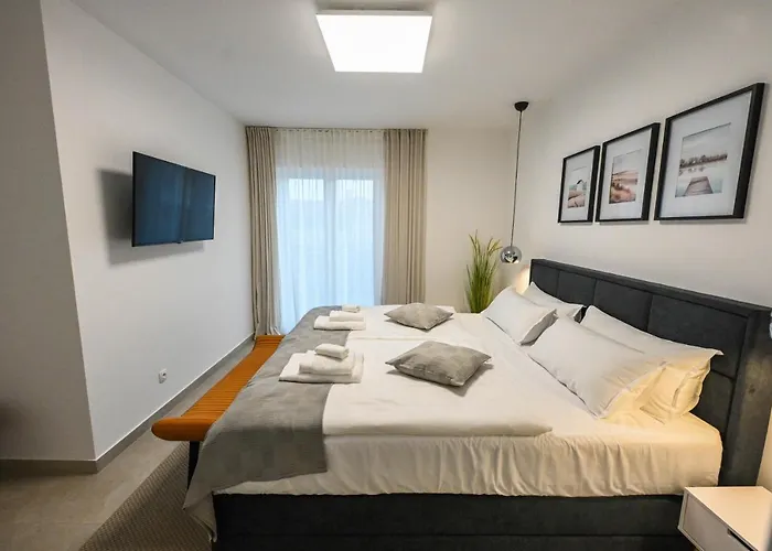 Adria Villa